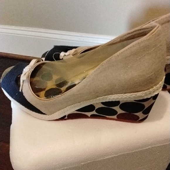 Keds Black and Cream Wedge Shoes - Picture 5 of 6